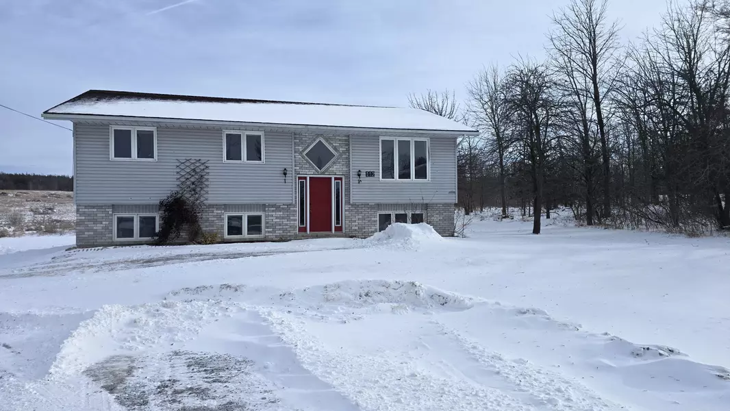 12699 Loyalist Pkwy, Prince Edward County, ON K0K 2T0