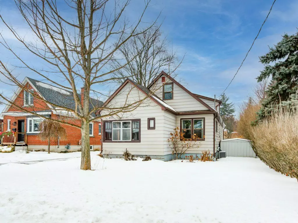 Woodstock, ON N4S 5J3,453 Brant ST