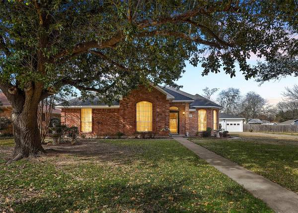 510 S Pearl Street, Kemp, TX 75143