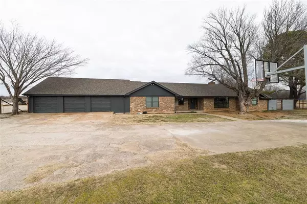 3193 E Highway 114, Boyd, TX 76023