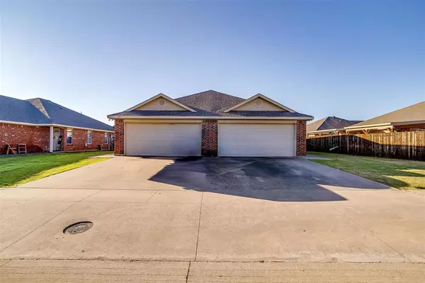 Crowley, TX 76036,305 Deborah Lane