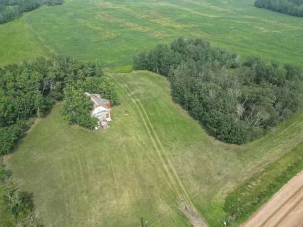 ON TOWNSHIP ROAD 382, Rural Stettler No. 6 County Of, AB T0C 2L0