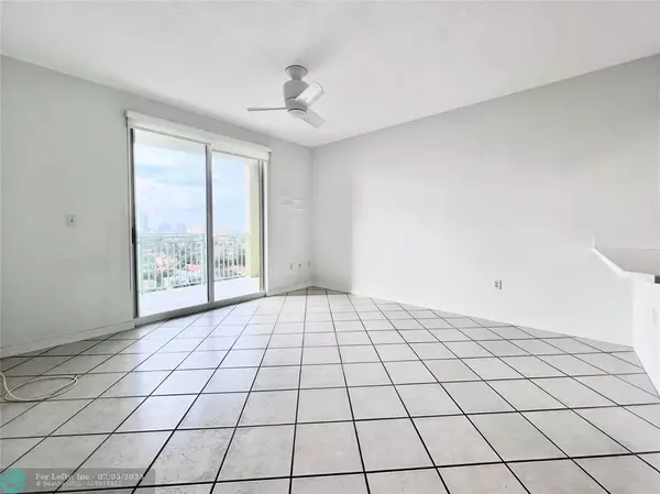 Miami, FL 33145,3500 Coral Way  #1211