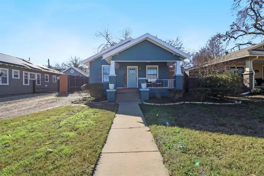 4621 Byers Avenue, Fort Worth, TX 76107