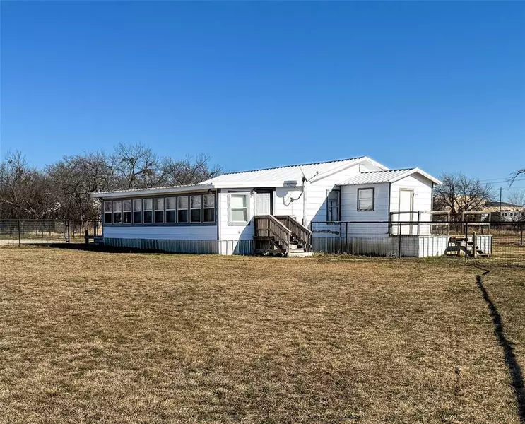 310 E 14th Street, Cisco, TX 76437