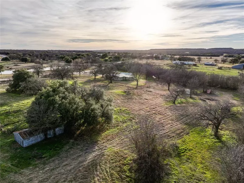 429 County Road 3825, Bridgeport, TX 76426