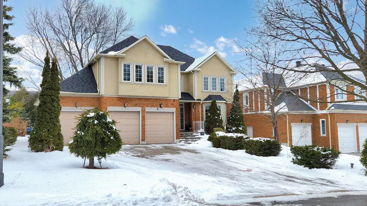 Richmond Hill, ON L4B 2W6,5 Chadwick CRES