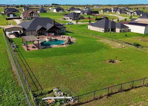 13600 Summer Moon Trail,  Ponder,  TX 75259