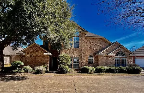 Benbrook, TX 76132,5945 River Bend Drive