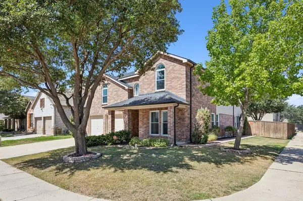 Little Elm, TX 75068,208 Bluefinch Drive