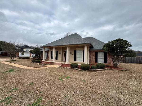 335 Crosscreek Drive, Bossier City, LA 71111