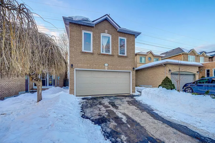 62 Venice CRES #Main, Vaughan, ON L4J 7S9