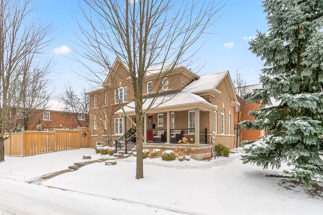 Oakville, ON L6M 5A3,2403 Briargrove CIR