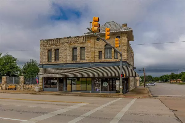 Jacksboro, TX 76458,119 N Main Street