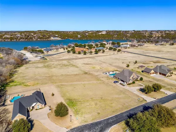 Granbury, TX 76048,1102 W Scandinavian Court