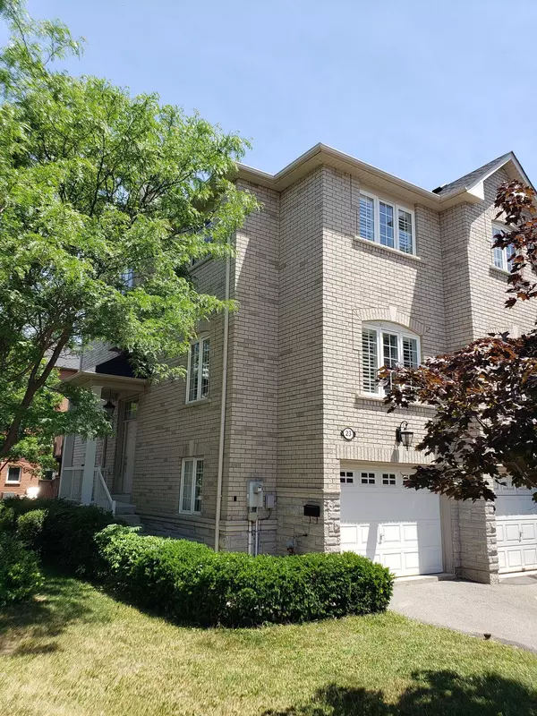 Mississauga, ON L5A 4P1,435 Hensall CIR #23