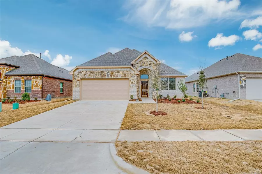 7810 Cypress Drive, Greenville, TX 75402