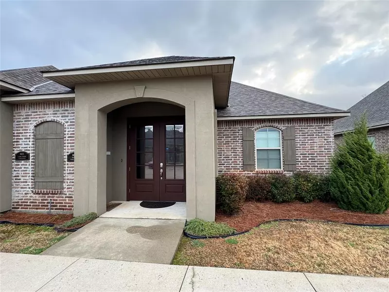 1000 Chinaberry Drive #804, Bossier City, LA 71111