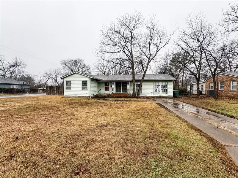 1402 N Ricketts Street, Sherman, TX 75092