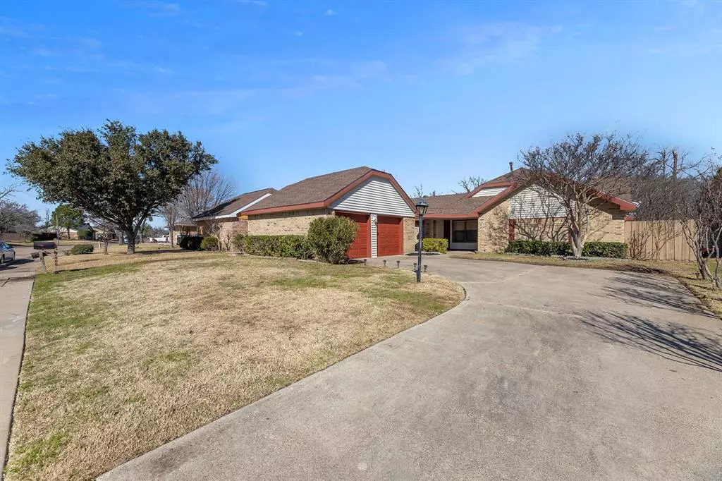 Mesquite, TX 75150,2808 Branch Hollow Drive