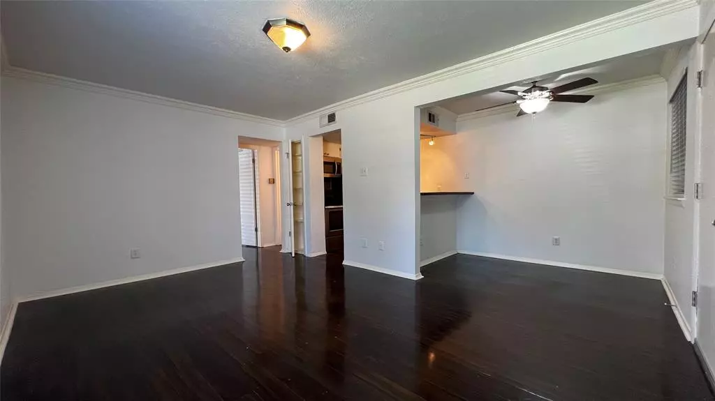 Dallas, TX 75219,2805 Reagan Street #312