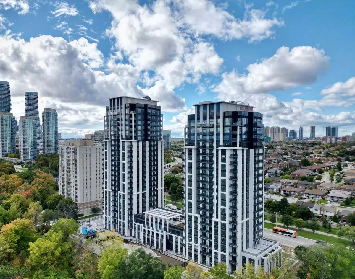 Mississauga, ON L5A 0B3,204 Burnhamthorpe RD E #1609