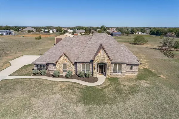 7620 Bruce Road, Aubrey, TX 76227