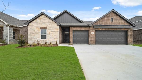 765 Vineyard Way, Forney, TX 75126