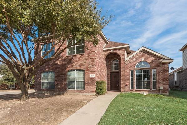 4820 Spoon Drift Drive, Fort Worth, TX 76135