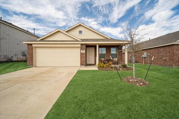 1005 Crestview Drive, Hutchins, TX 75141