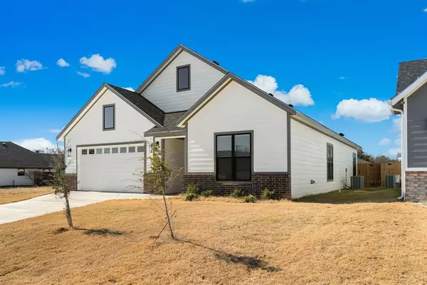 Sulphur Springs, TX 75482,221 Marianne Circle