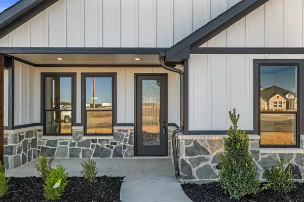 368 County Road 4833, Leonard, TX 75452