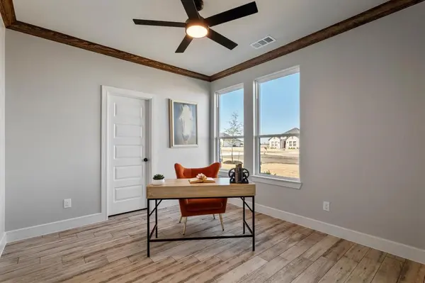 368 County Road 4833, Leonard, TX 75452