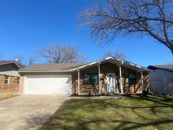 837 Lexington Drive, Lancaster, TX 75134