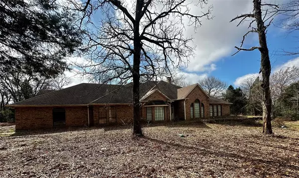 3820 County Road 3711, Athens, TX 75752