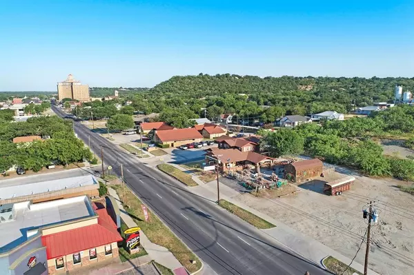 Mineral Wells, TX 76067,1001 E Hubbard Street