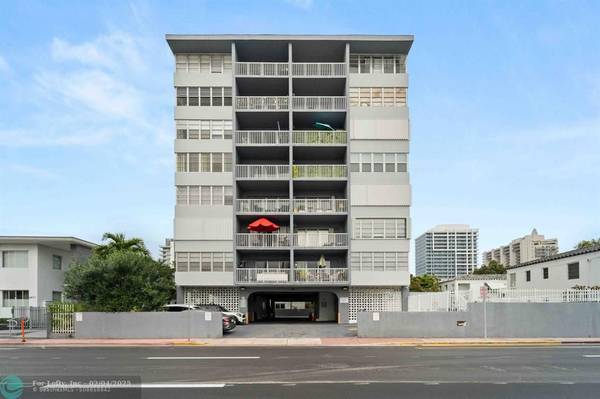 6855 Abbott Ave  #301, Miami Beach, FL 33141