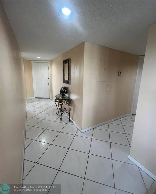 Hollywood, FL 33027,12901 SW 15th Ct  #412 V