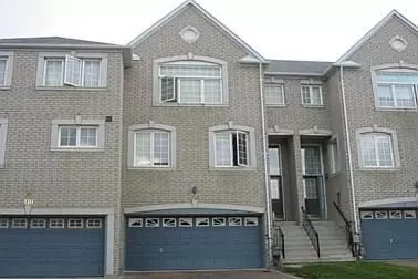 112 Leitchcroft CRES, Markham, ON L3T 7T8