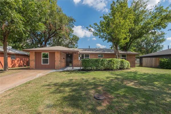 1904 Clary Drive, Midwest City, OK 73110