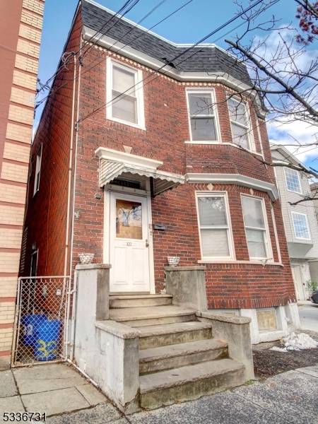 322 N 10th St, Newark City, NJ 07107