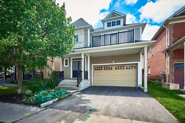 4 Bayern DR, Whitby, ON L1M 0A5