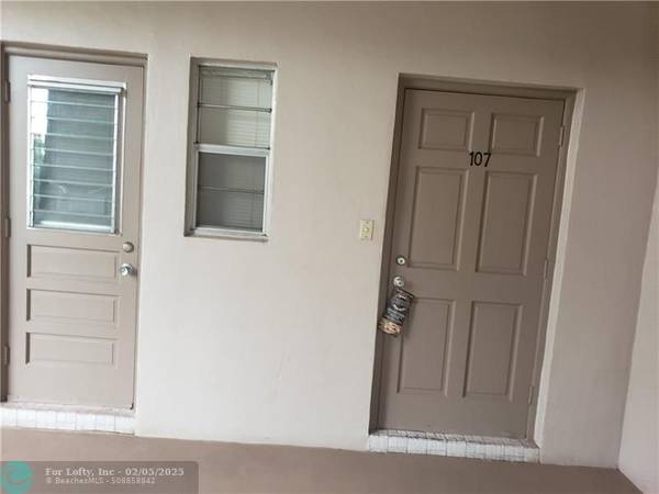 Davie, FL 33324,8141 SW 24th Ct  #107