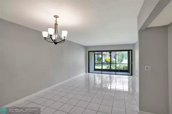 Deerfield Beach, FL 33442,2307 SW 15th Street  #3