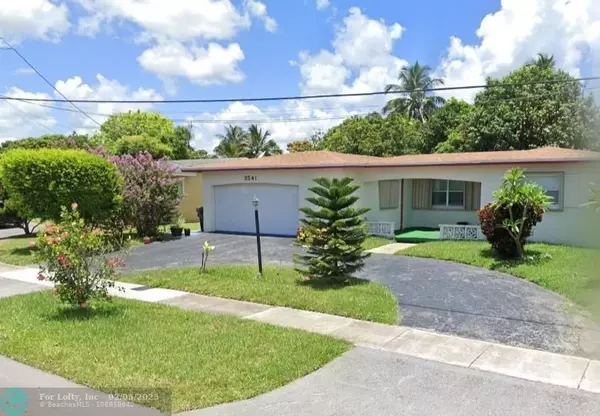 3541 NW 23rd St, Lauderdale Lakes, FL 33311