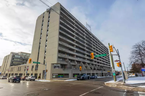 Oshawa, ON L1G 7C9,55 William ST E #708