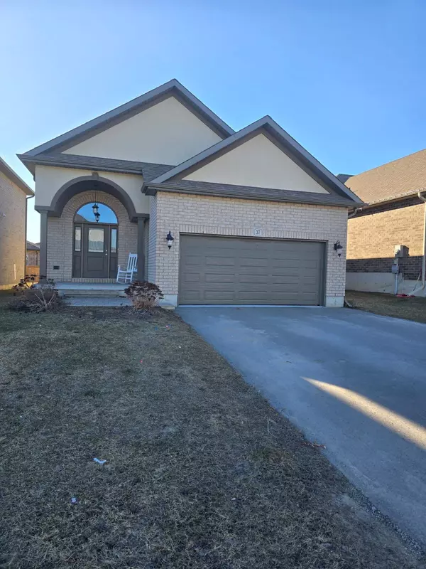 37 Stonecrest BLVD, Quinte West, ON K8R 0A5