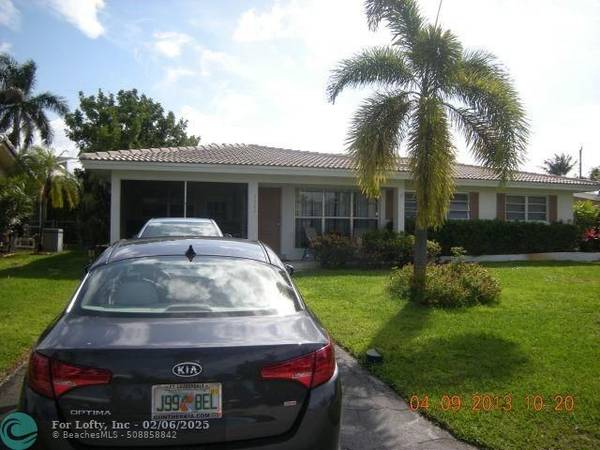 3360 NE 19th Ave, Oakland Park, FL 33306