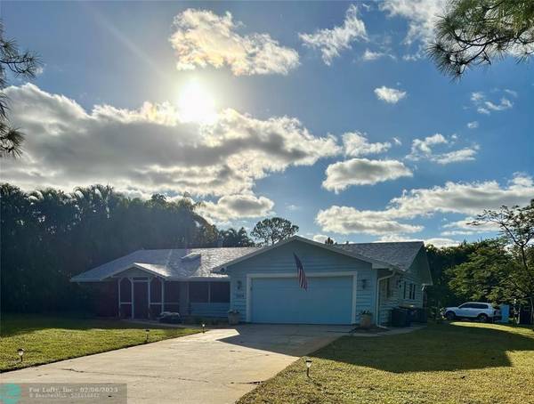 5654 SE Orange Blossom Trl, Hobe Sound, FL 33455