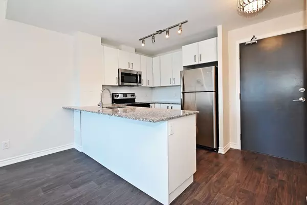 Richmond Hill, ON L4E 1G2,11611 Yonge ST #219